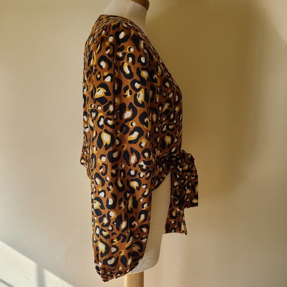 Express X Ladygang Tie/Wrap Crop Blouse - Picture 4 of 7